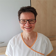 Frau Nicole Hilgert